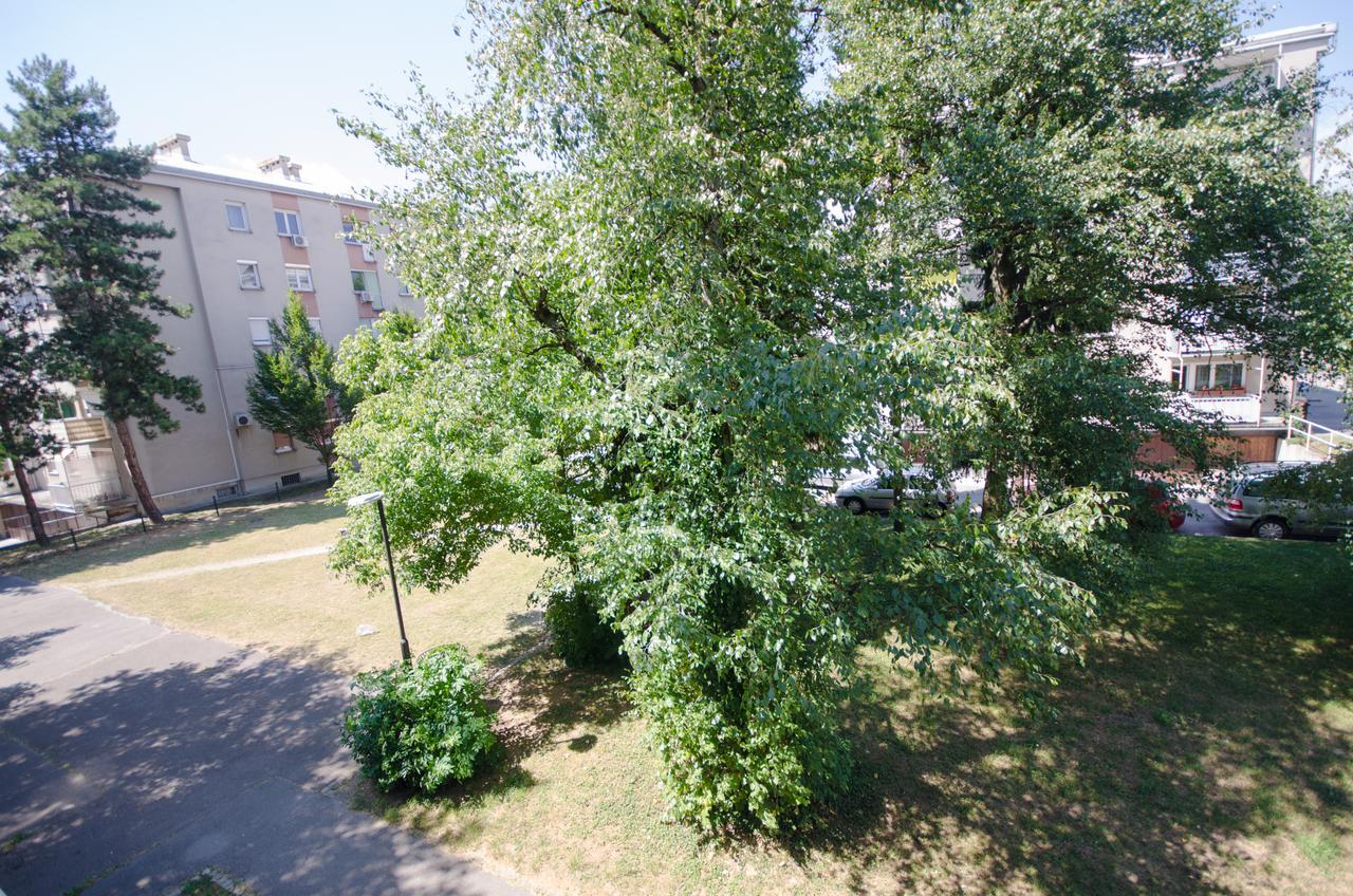 Apartment Near The Train Station Ljubljana Exterior foto